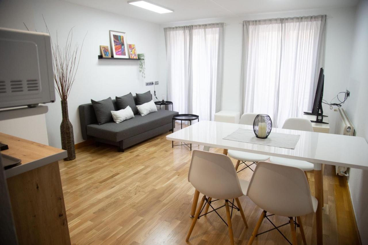 Apartament Elizabeth Towers Almansa Zewnętrze zdjęcie