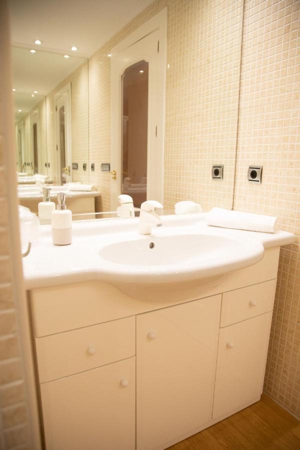 Apartament Elizabeth Towers Almansa Zewnętrze zdjęcie